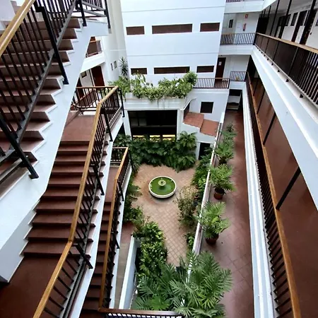 Sunset Marina Puerto بويرتو ذي لا كروز